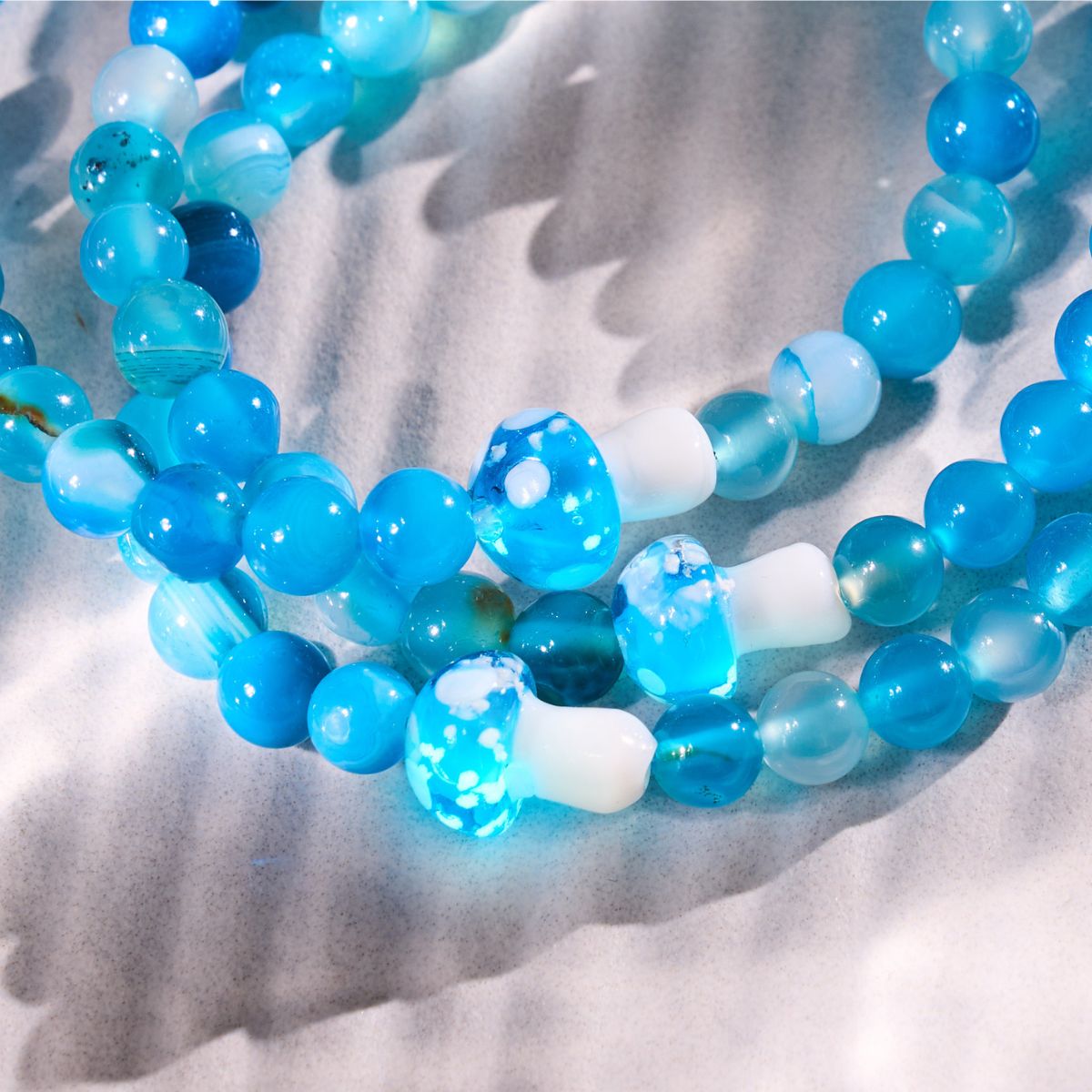 ARMBAND DES MONATS & FREUNDE