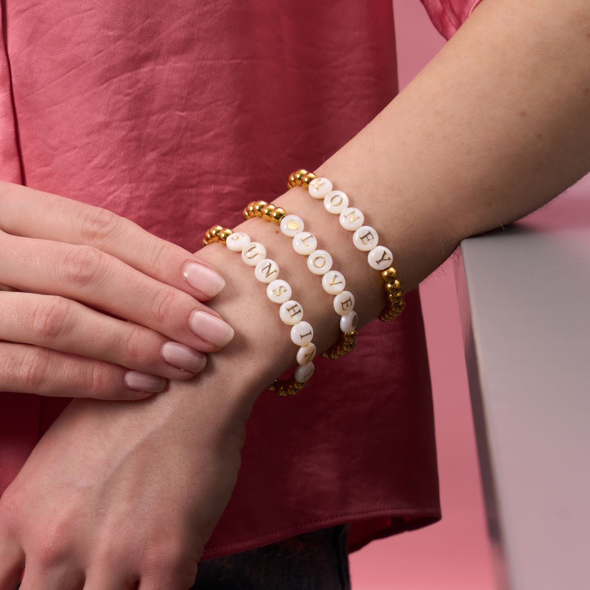 DIE ARMBÄNDER DER KONZERTÄRA