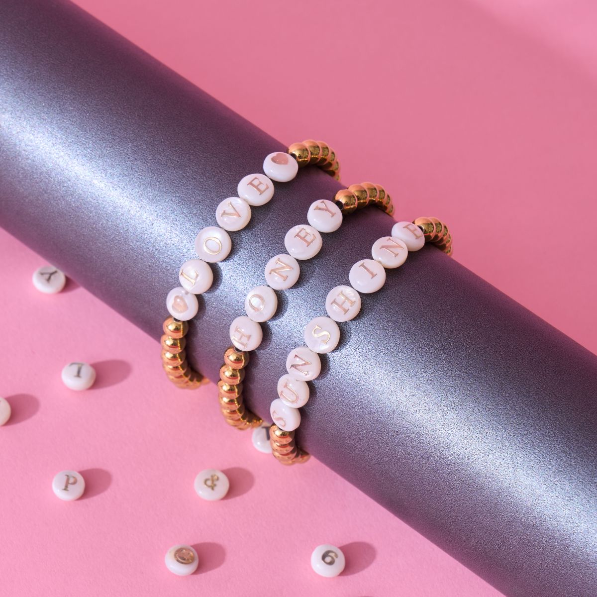 DIE ARMBÄNDER DER KONZERTÄRA