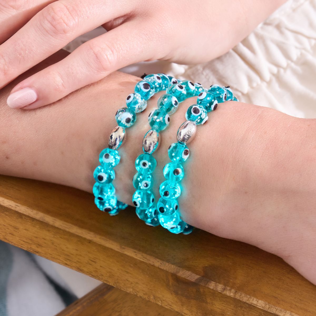 ARMBAND DES MONATS & FREUNDE