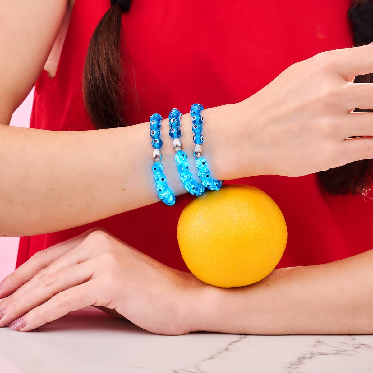 ARMBAND DES MONATS & FREUNDE