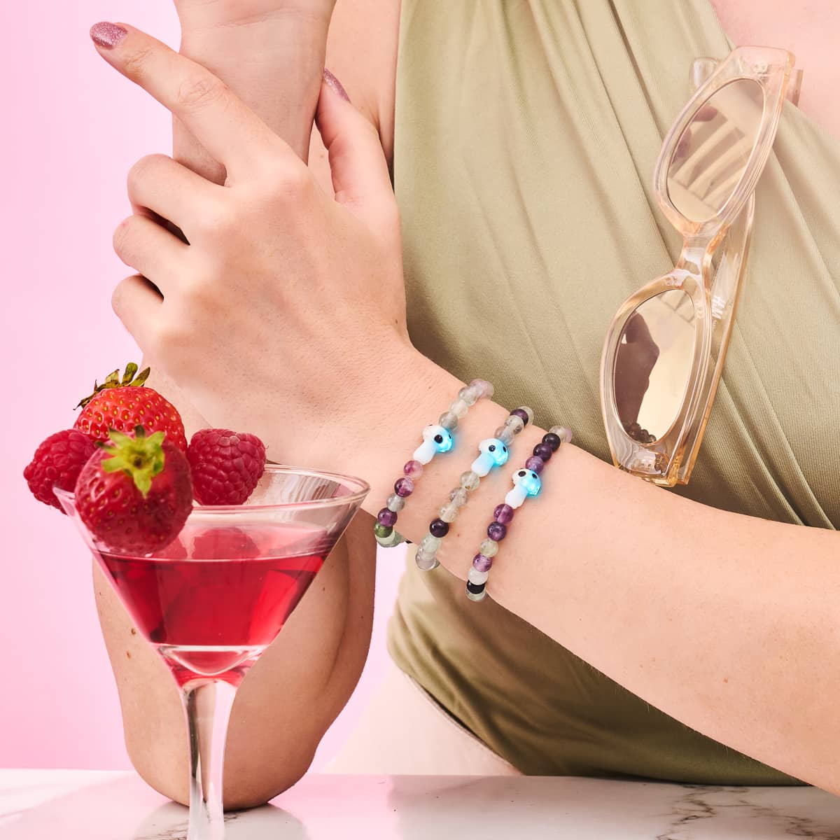 ARMBAND DES MONATS & FREUNDE