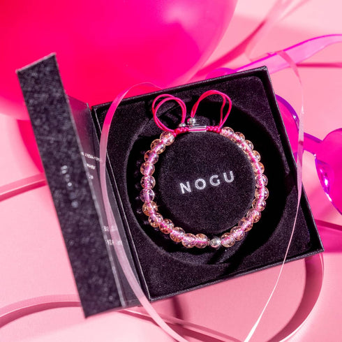 Rosenwasser x Magenta | Mini-Glühwürmchen-Glas-Makramee-Armband