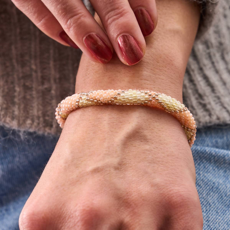 Rose Lassi | Himalaya-Glasperlenarmband