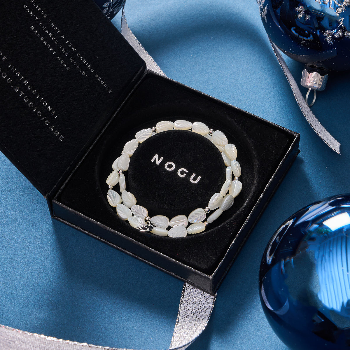 ARMBAND DES MONATS & FREUNDE