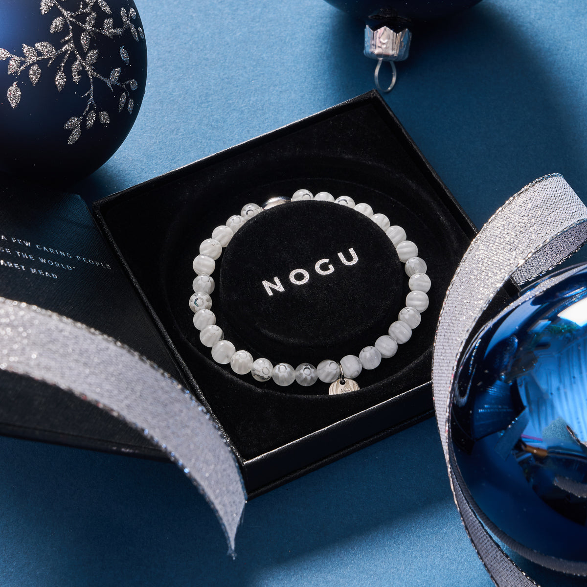 ARMBAND DES MONATS & FREUNDE