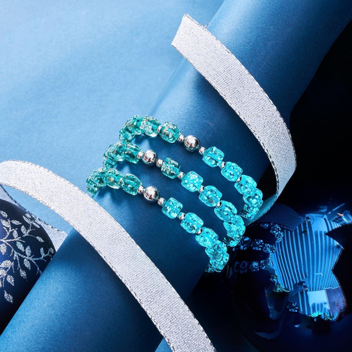 ARMBAND DES MONATS & FREUNDE