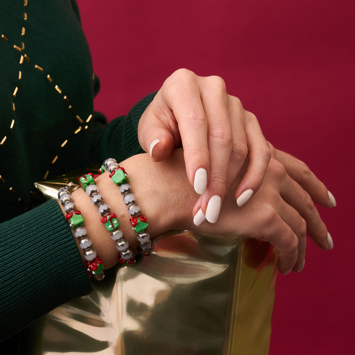 12 Armbänder zu Weihnachten