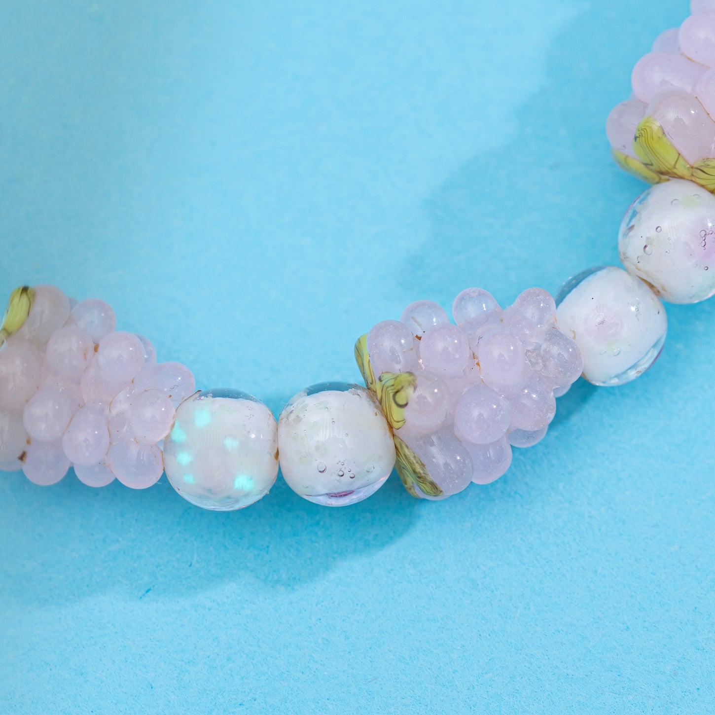ARMBAND DES MONATS & FREUNDE