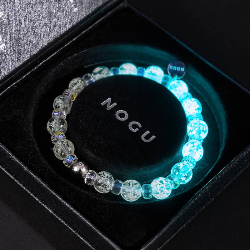 Whiteout | Firefly Glas Schneekugel Armband