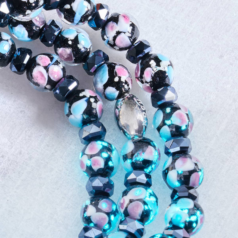 Schwarze Orchidee | 925er Sterlingsilber | Glühwürmchen-Glasblütenarmband