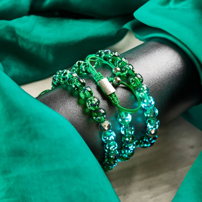 Blaues Kleeblatt | Silber | Glühwürmchen-Glas-Makramee-Armband