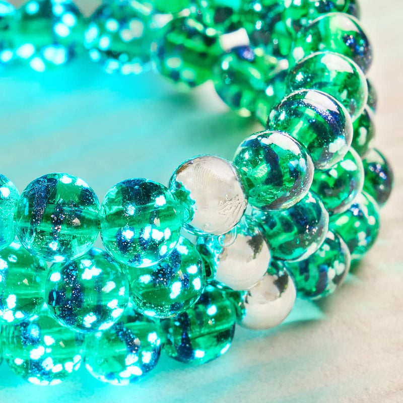 Blaues Kleeblatt | Silber | Glühwürmchen-Glas-Makramee-Armband