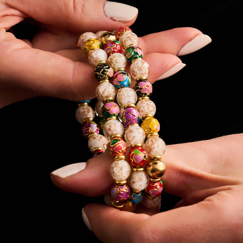 Wolkendrache | Emaille-Lotus | Weißes Glühwürmchen-Glasschlangenarmband