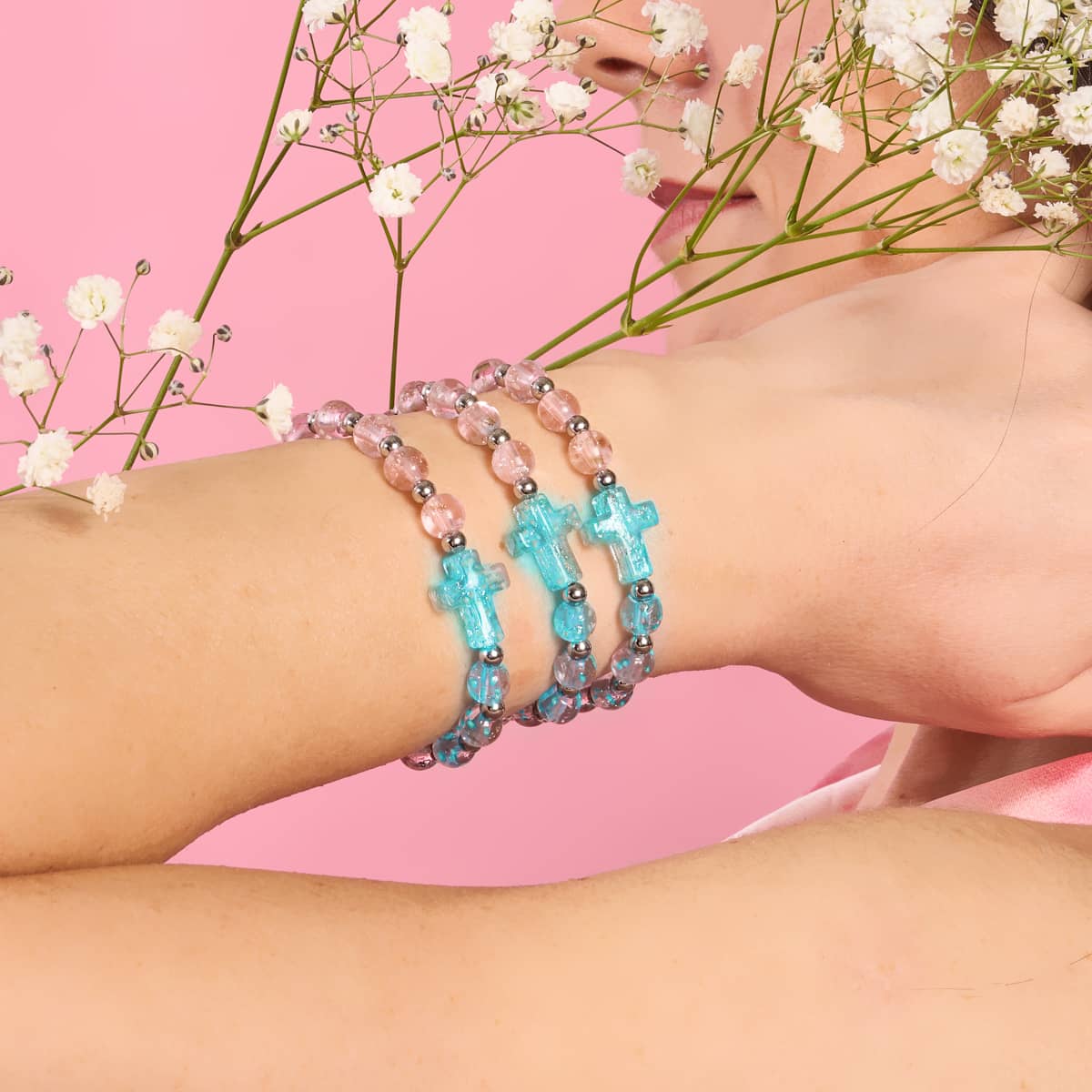 Rosenwasser | Silber | Glühwürmchen-Glaskreuz-Armband