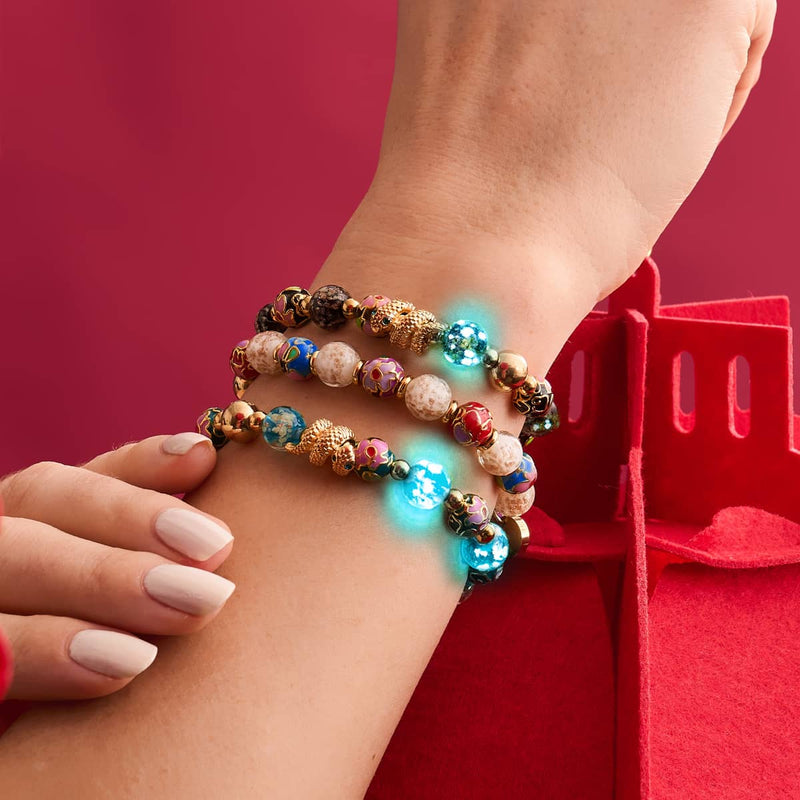 Schattendrache | Emaille-Lotus | Onyx-Glühwürmchen-Glas-Schlangenarmband