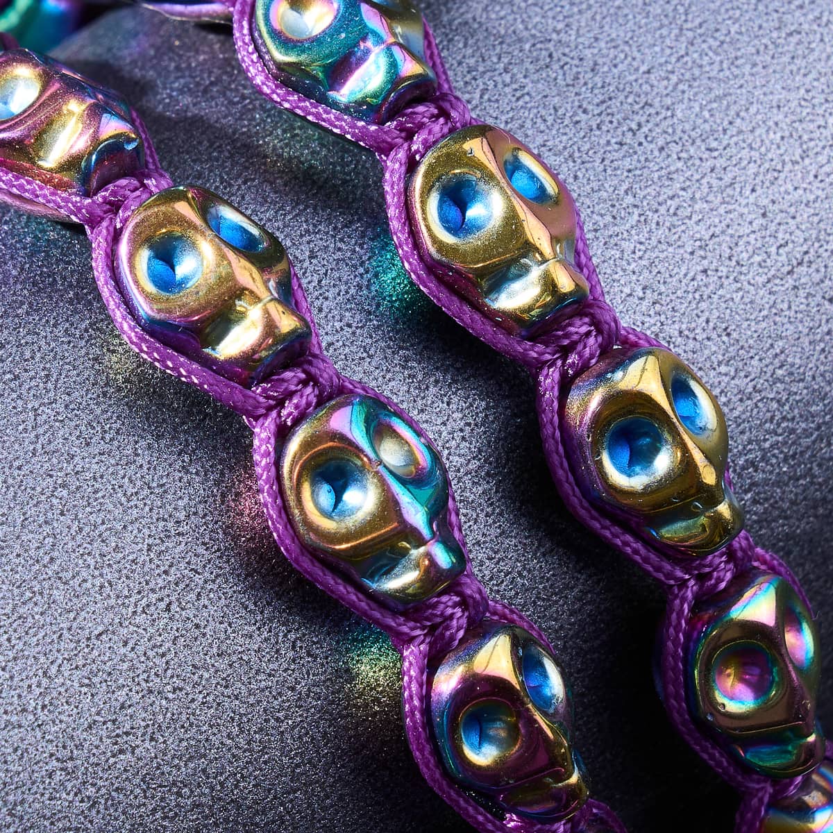 Wahrsagen | Regenbogenschädel x Violett | Makramee Armband