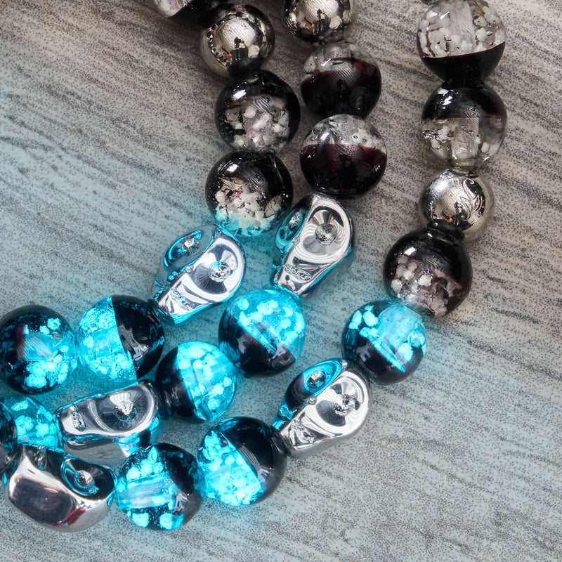 Fluch der Dämmerung | 925er Sterlingsilber | Glühwürmchen-Glas-Totenkopf-Armband