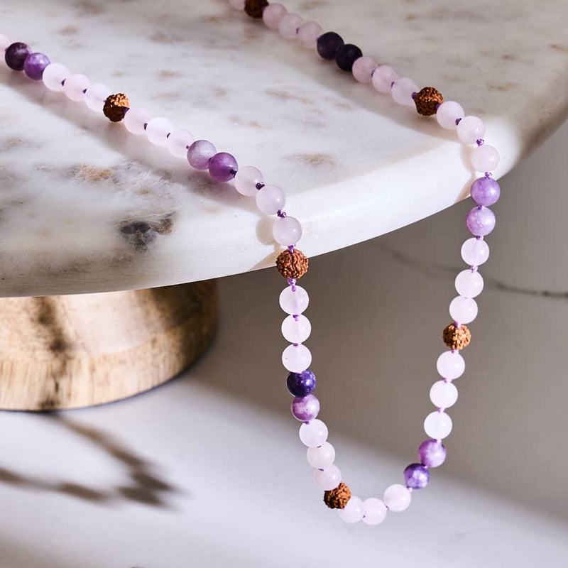 Namaste | Edelstein Rudraksha | Mala spirituelle Packung