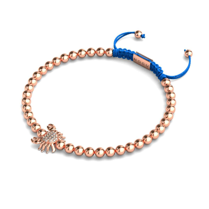 Kristall-Seekrabbe | 18 Karat Roségold | Blau | Makramee-Charmballa-Armband