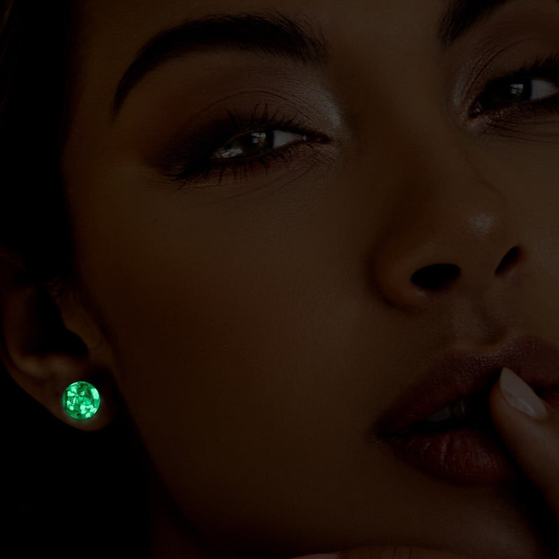 Alabaster | 925er Sterlingsilber | Glühwürmchen-Glas-Ohrstecker