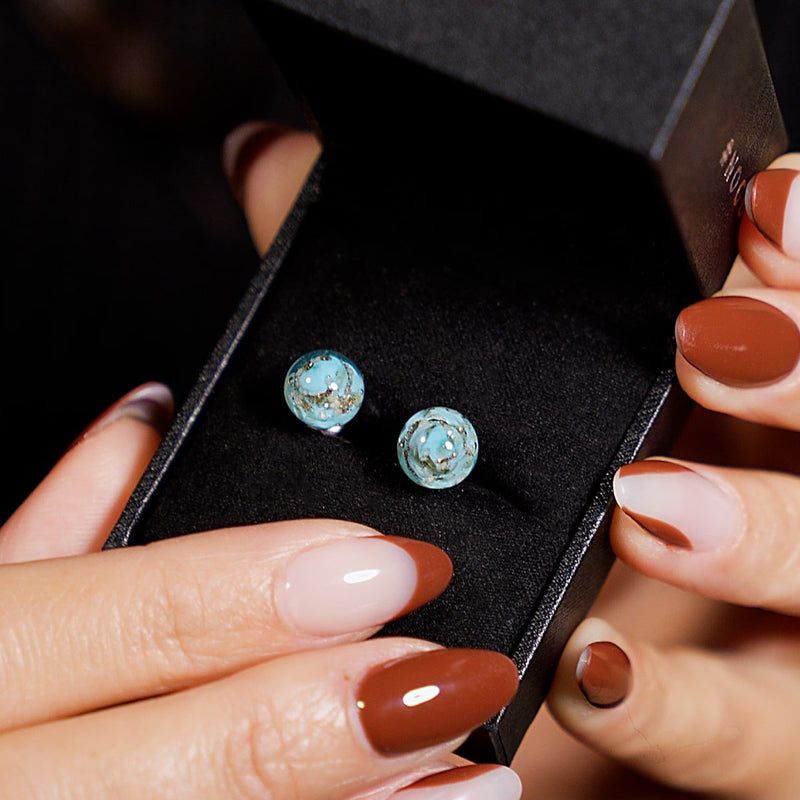 Himmelblau | 925er Sterlingsilber | Glühwürmchen-Glas-Ohrstecker