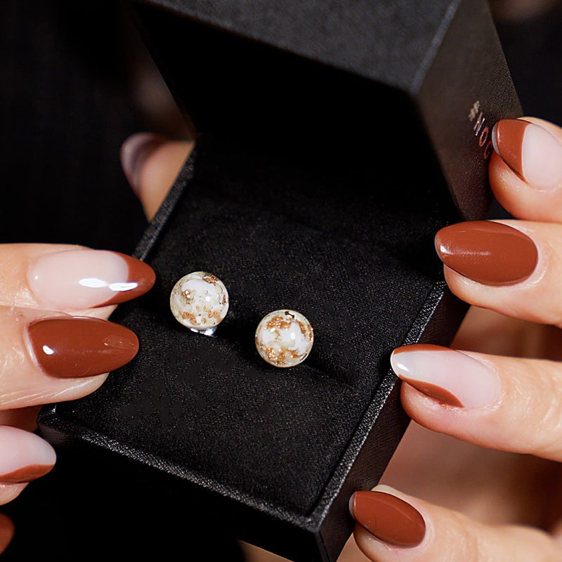 Elfenbein | 925er Sterlingsilber | Glühwürmchen-Ohrstecker aus Glas