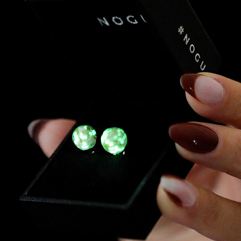 Elfenbein | 925er Sterlingsilber | Glühwürmchen-Ohrstecker aus Glas