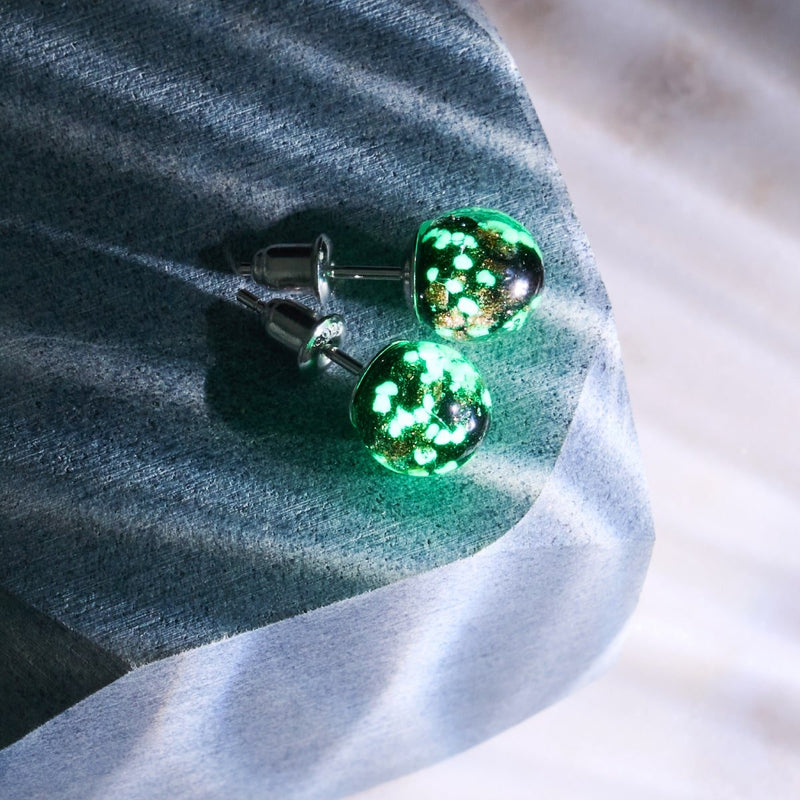 Obsidian | 925er Sterlingsilber | Glühwürmchen-Glas-Ohrstecker