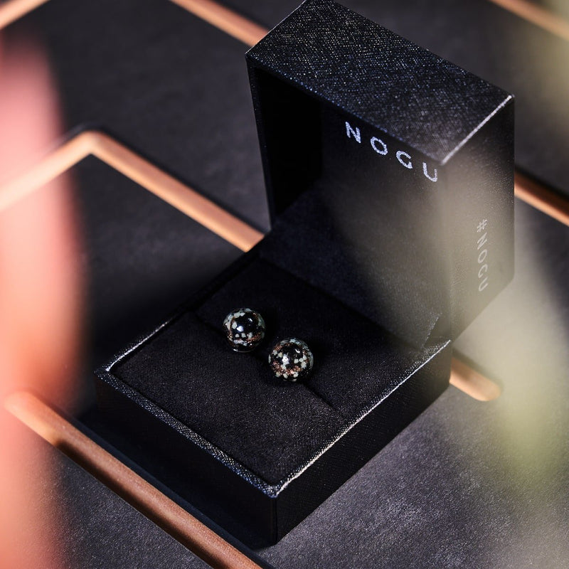 Obsidian | 925er Sterlingsilber | Glühwürmchen-Glas-Ohrstecker