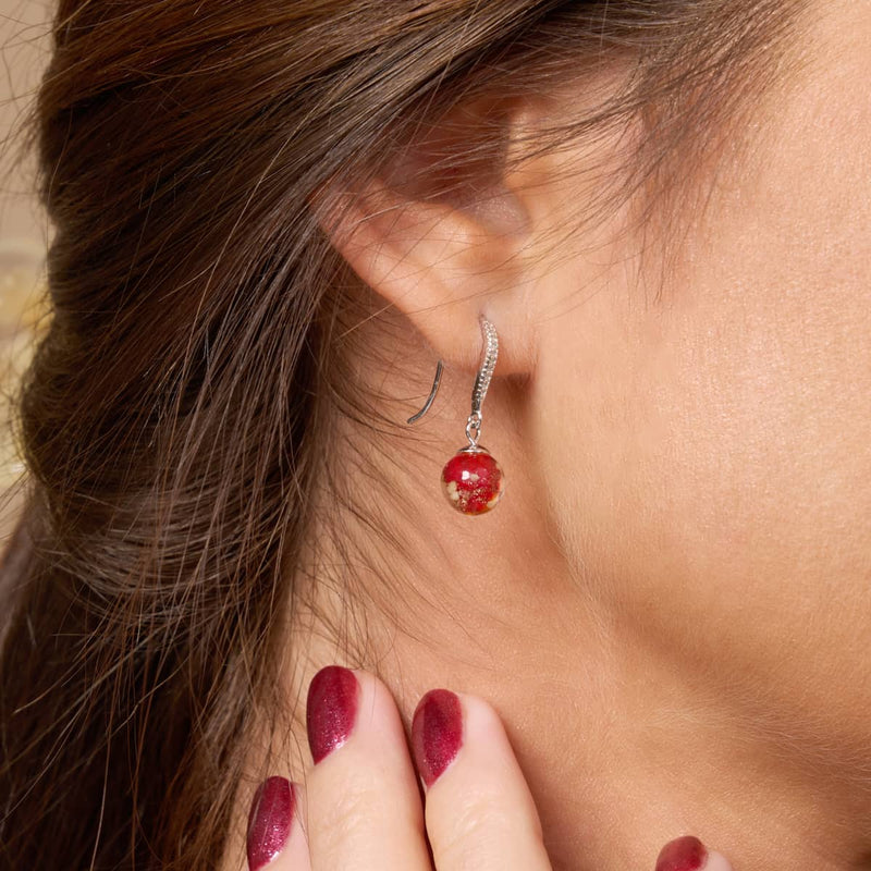 Rubin | 925er Sterlingsilber | Glühwürmchen-Glas-Huggie-Ohrringe