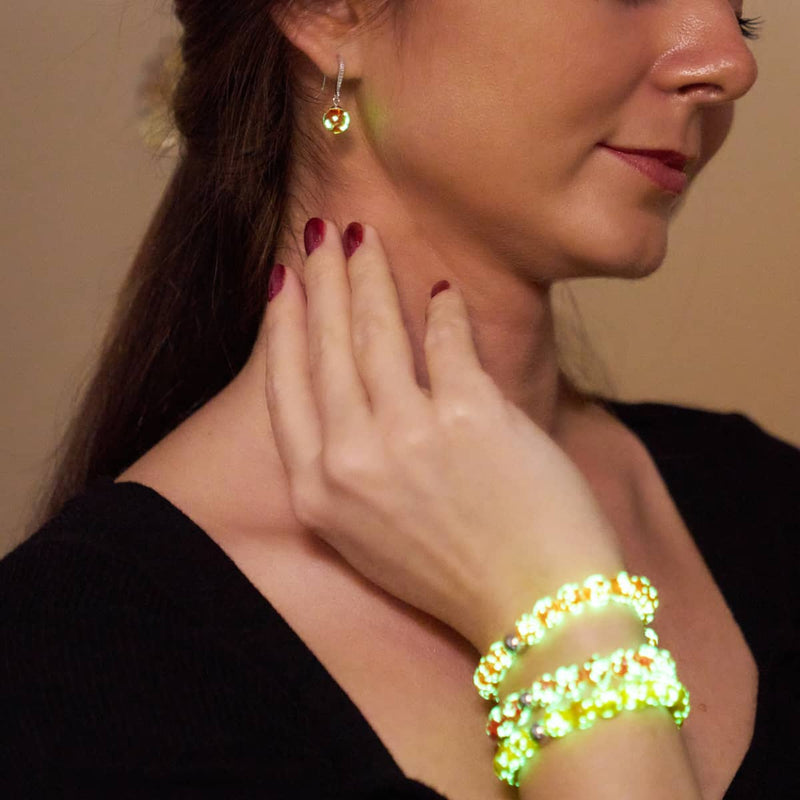 Rubin | 925er Sterlingsilber | Glühwürmchen-Glas-Huggie-Ohrringe