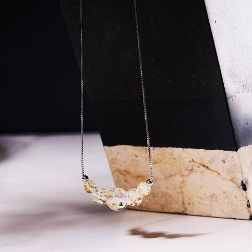 Alabaster | 925er Sterlingsilber | Glühwürmchen-Glas-Halskette mit Unendlichkeitsverschluss