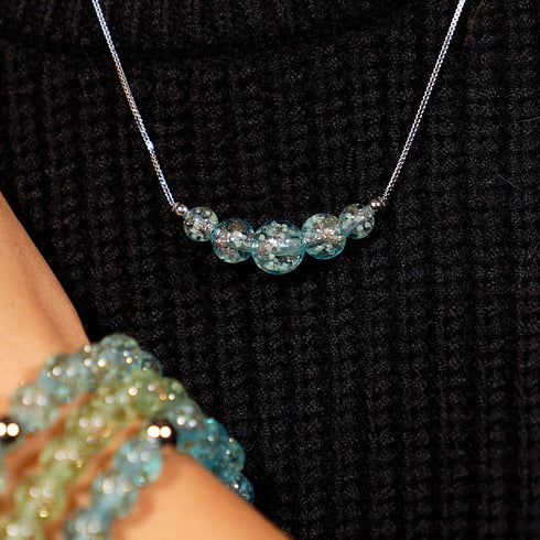 Arktisblau | 925 Sterling Silber | Glühwürmchen-Glas-Halskette mit Unendlichkeitsverschluss