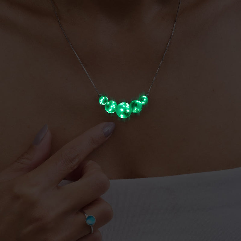 Himmelblau | 925er Sterlingsilber | Glühwürmchen-Glas-Halskette mit Unendlichkeitsverschluss