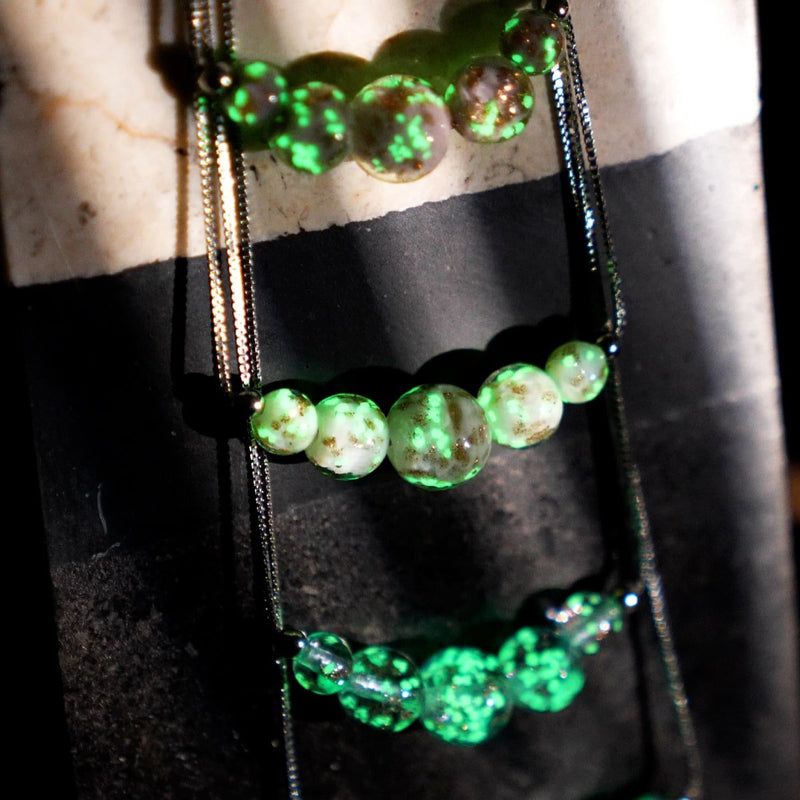 Elfenbein | 925er Sterlingsilber | Glühwürmchen-Glas-Halskette mit Unendlichkeitsverschluss