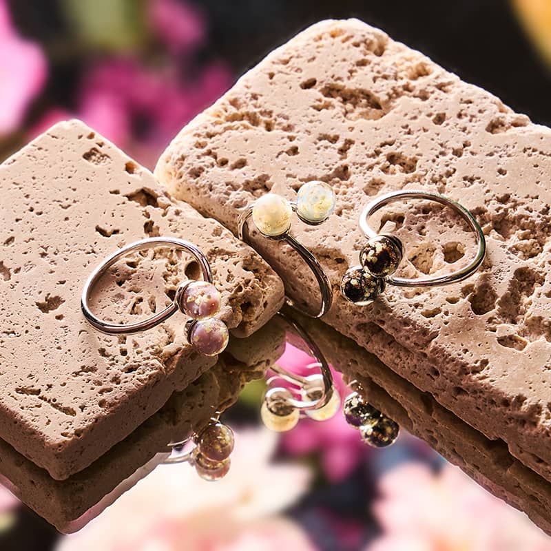 Immergrün | 925er Sterlingsilber | Glühwürmchenglas | Unendlichkeits-Helix-Ring