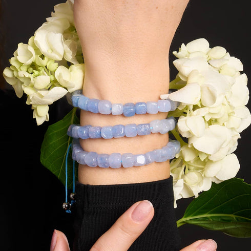 Hellblauer Quarz | Silber | Edelstein-Kieselstein-Makramee-Armband