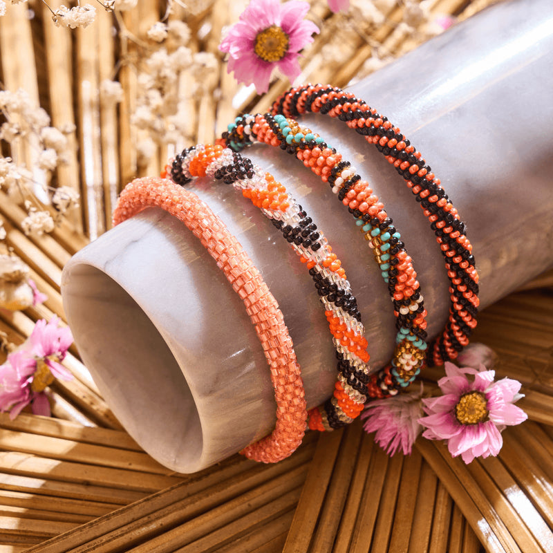 Clementinenwelle | Himalaya-Glasperlenarmband