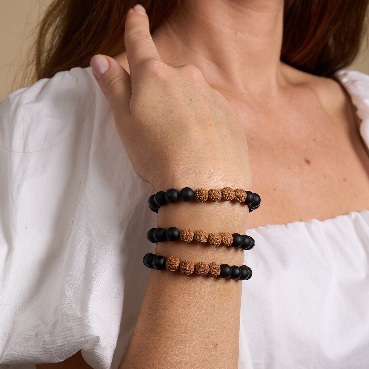 Guru | Mattschwarzer Achat x Rudraksha | Mala-Armband