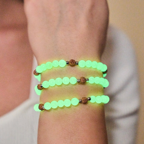 Licht des Nirvana | Edelstein x Lumos Rudraksha | Mala-Armband