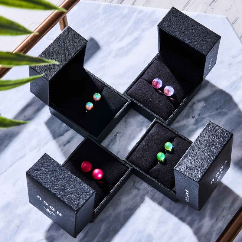 Smaragd | 925er Sterlingsilber | Meerjungfrau-Mini-Ohrstecker aus Glas