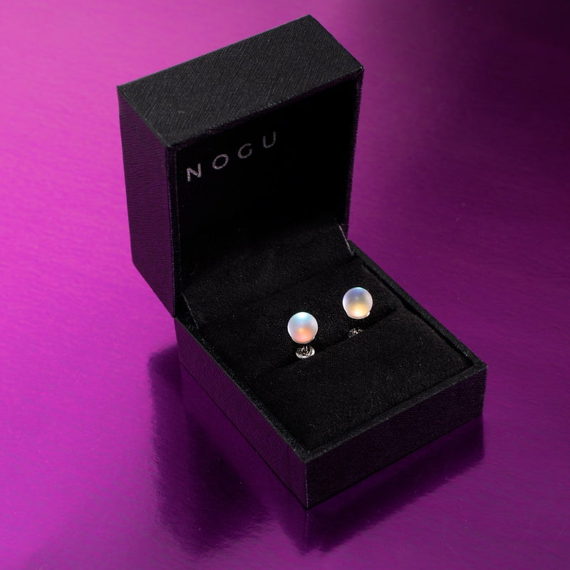 Regenbogenweiß | 925 Sterling Silber | Meerjungfrau Glas Mini Ohrstecker