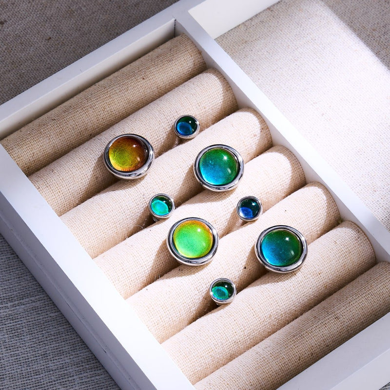 Chromata | 12 mm Stimmungsstein-Cabuchon-Ohrringe