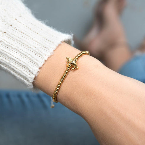 Pegasus | 18 Karat Gold | Geflügeltes Einhorn Makramee-Charm-Armband