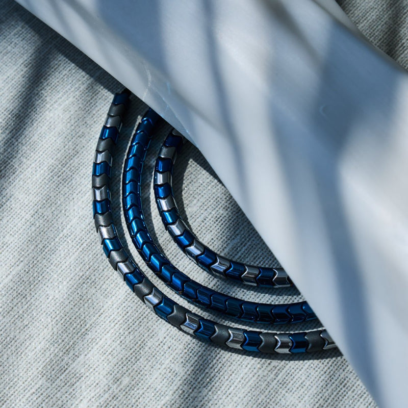 Serpentin | Blauer und silberner Hämatit x Silber | Wellenarmband