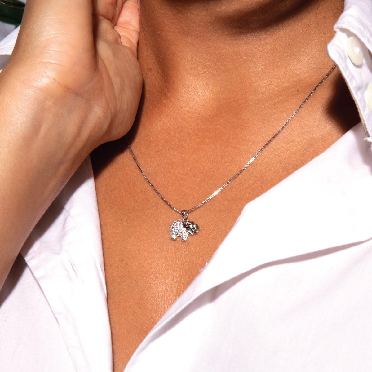 Heiligtum | 925 Sterling Silber | Kristall Elefant Unendlichkeitsverschluss Halskette