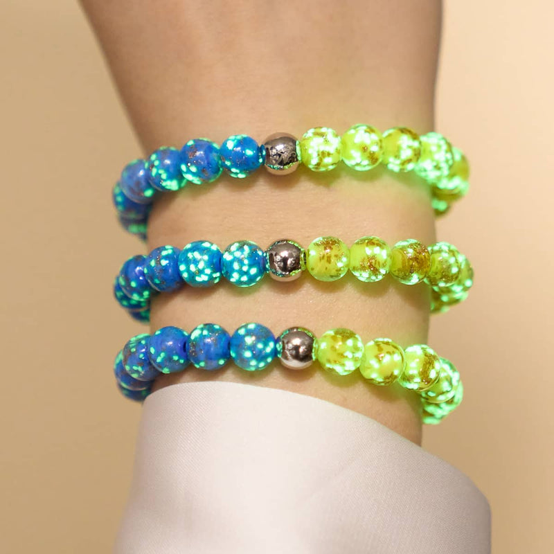 Sternennacht | Ukrainische Hilfe | Glühwürmchen-Glasarmband