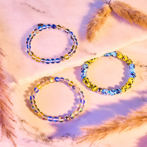 Sonne und Himmel | Ukrainische Hilfe | Glühwürmchen-Glasperlenarmband