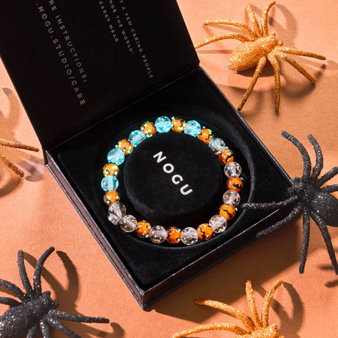 Glitzernde Kürbisse | Silber | Glühwürmchen-Glaskürbis-Armband 